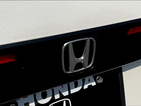 Used 2023 Honda Accord EX image 10