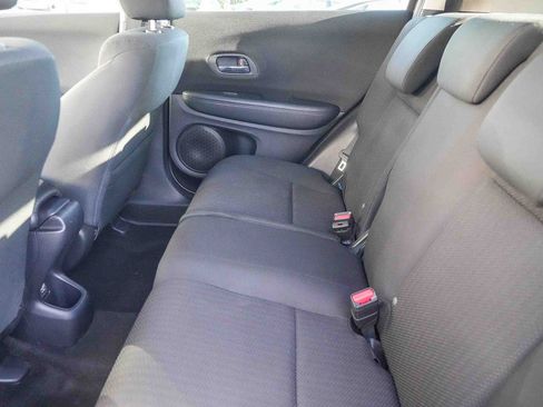 Used 2016 Honda HR-V LX image 18