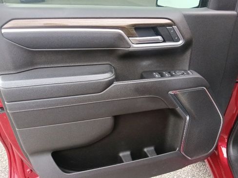 Used 2022 Chevrolet Silverado 1500 LT w/ Protection Package image 11