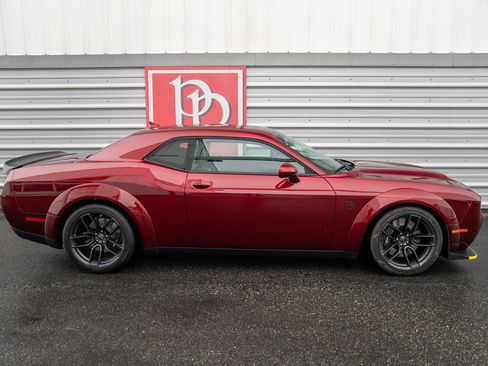 Used 2019 Dodge Challenger SRT Hellcat Redeye RWD image 35