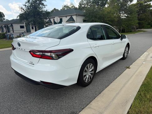 Used 2021 Toyota Camry LE w/ Cold Weather Package FWD image 7