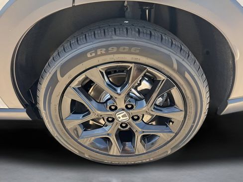 Used 2025 Honda HR-V Sport image 28