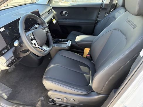 New 2026 Hyundai Ioniq 5 SEL image 9