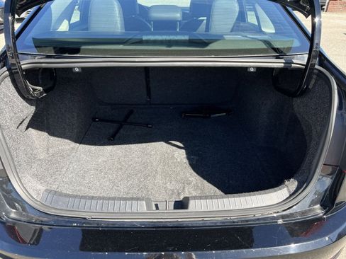 Used 2021 Volkswagen Jetta SE image 14