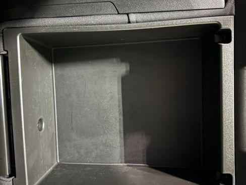 Used 2024 GMC Sierra 1500 Elevation image 25