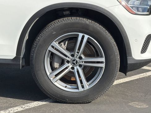 Used 2021 Mercedes-Benz GLC 300 4MATIC image 30