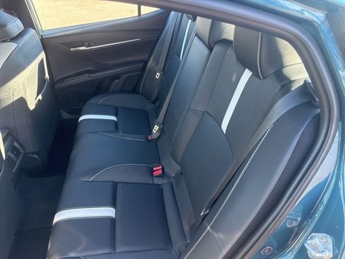 Used 2025 Toyota Camry SE image 23