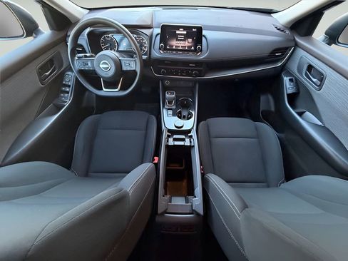 Used 2023 Nissan Rogue S image 28