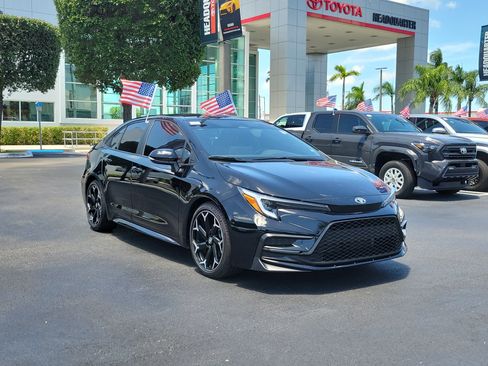 Used 2025 Toyota Corolla FX w/ Convenience Package FWD image 2