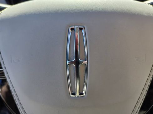 Used 2025 Lincoln Aviator Reserve w/ Illumination Package AWD/4WD image 38
