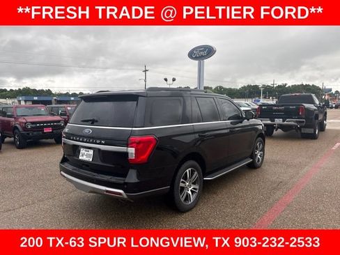 Used 2022 Ford Expedition XLT AWD/4WD image 5