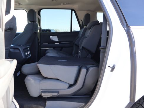 Used 2025 Ford Expedition Max Active image 29