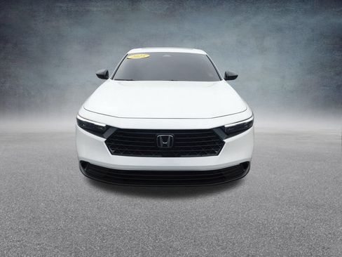 Used 2025 Honda Accord SE image 8