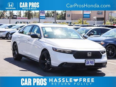 Used 2025 Honda Accord Sport image 1