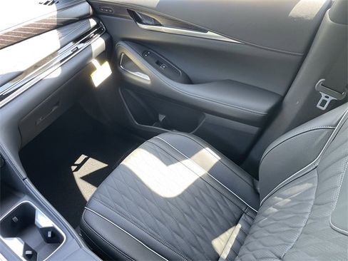 New 2026 INFINITI QX60 Autograph w/ Dark Cargo Package image 23