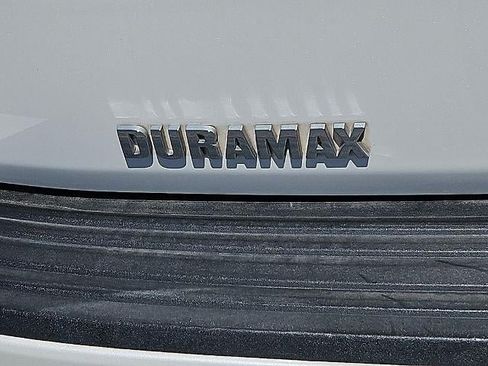 Used 2023 Chevrolet Tahoe High Country AWD/4WD image 16