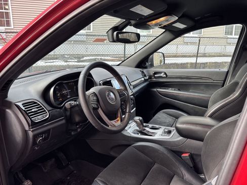 Used 2019 Jeep Grand Cherokee Trailhawk image 10