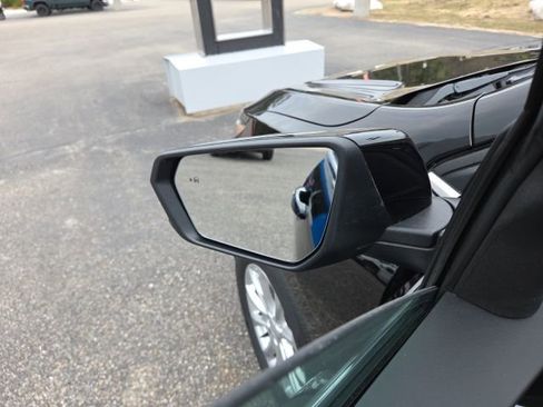 Used 2020 Chevrolet Equinox LT w/ Driver Convenience Package image 39