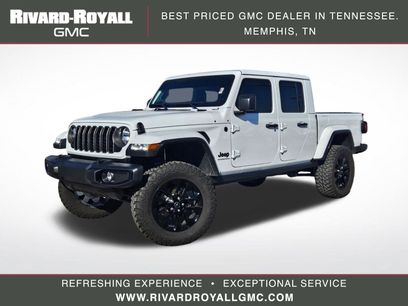 Used 2025 Jeep Gladiator Sport