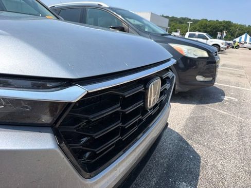 Used 2023 Honda CR-V EX image 9