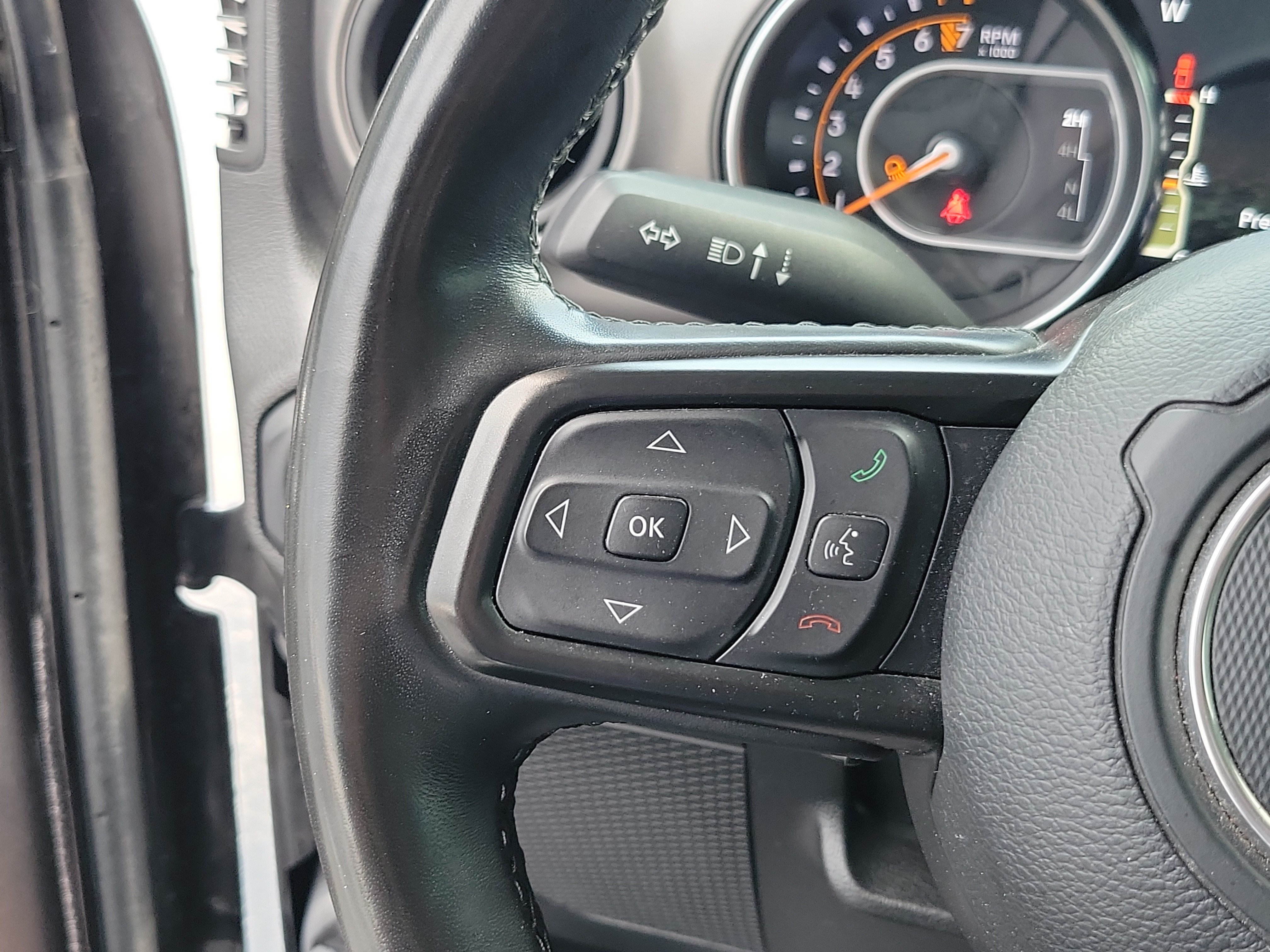 Used 2022 Jeep Gladiator Mojave AWD/4WD image 21