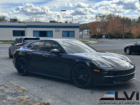 Used 2017 Porsche Panamera 4 image 4