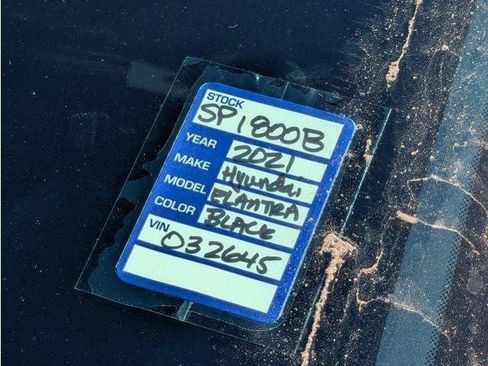 Used 2021 Hyundai Elantra SEL FWD image 13