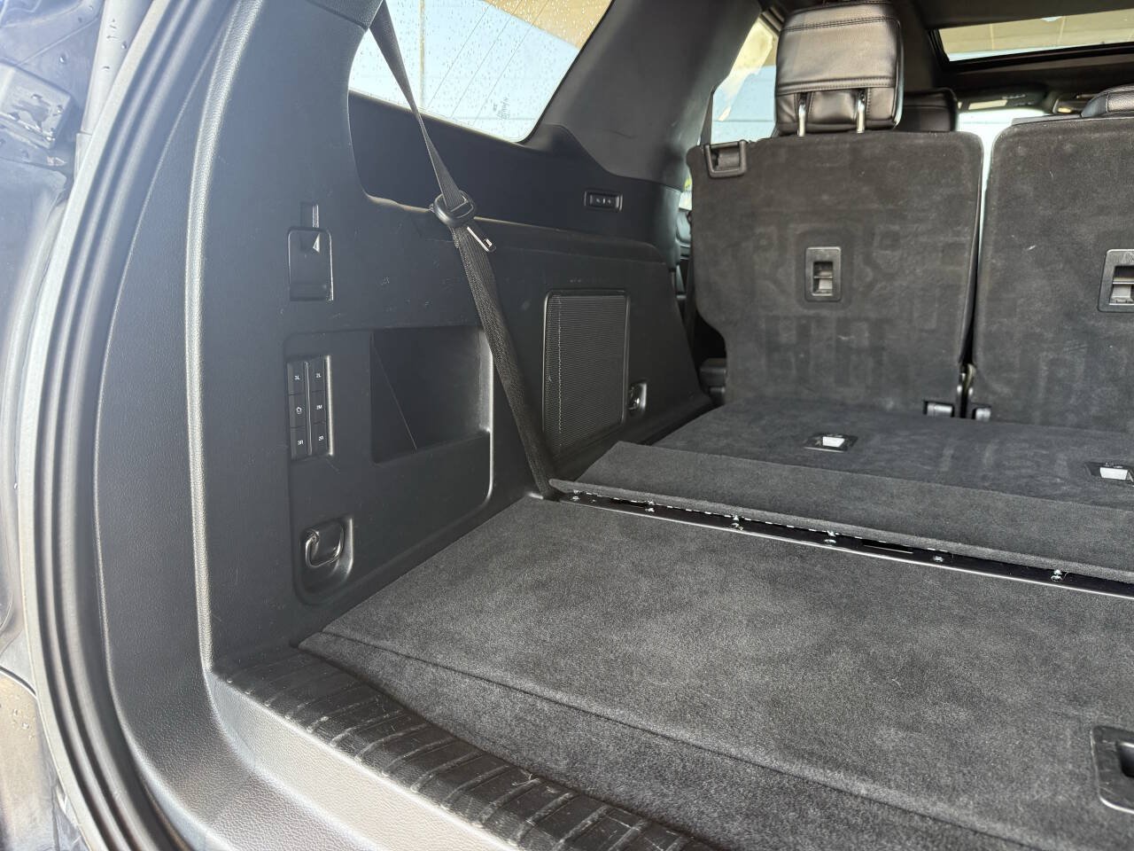 Used 2020 Ford Expedition Limited AWD/4WD image 12