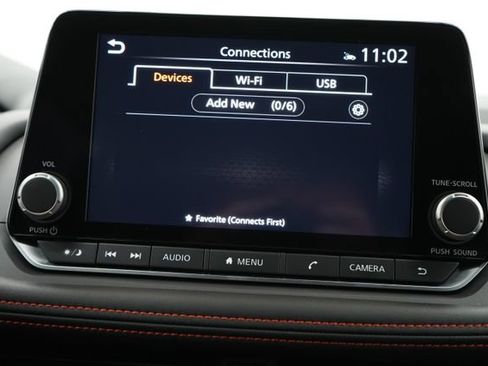 Used 2025 Nissan Rogue SV AWD/4WD image 29