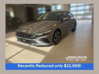 Used 2025 Hyundai Elantra Limited FWD video 1