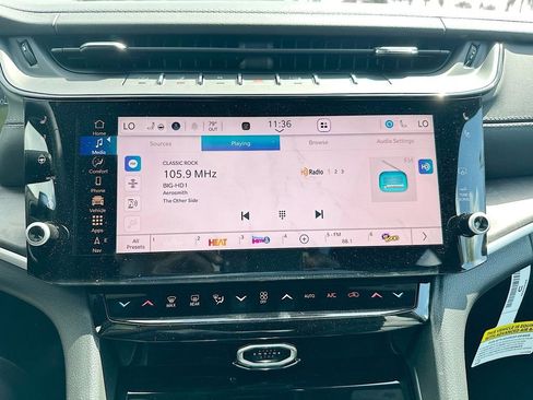 New 2026 Jeep Grand Cherokee Limited image 16