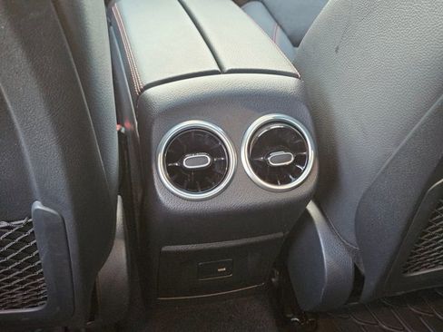 Used 2023 Mercedes-Benz CLA 250 image 18