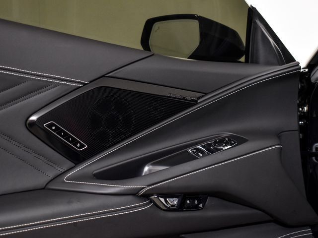 Used 2024 Chevrolet Corvette Z06 RWD image 16