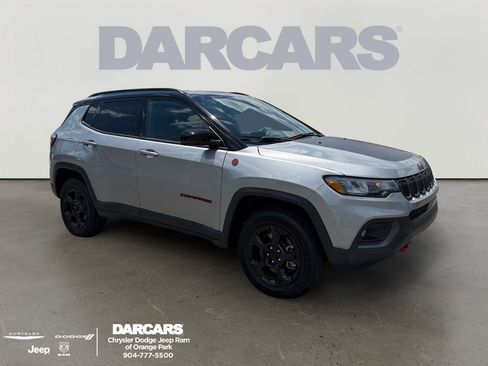 Used 2023 Jeep Compass Trailhawk AWD/4WD image 1