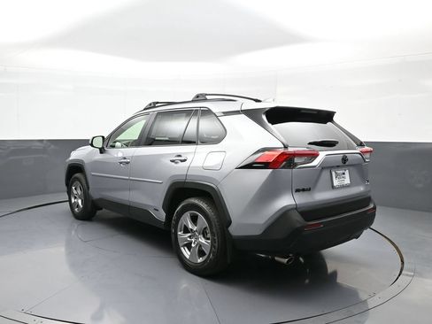 Certified 2025 Toyota RAV4 XLE w/ Convenience Package AWD/4WD image 8