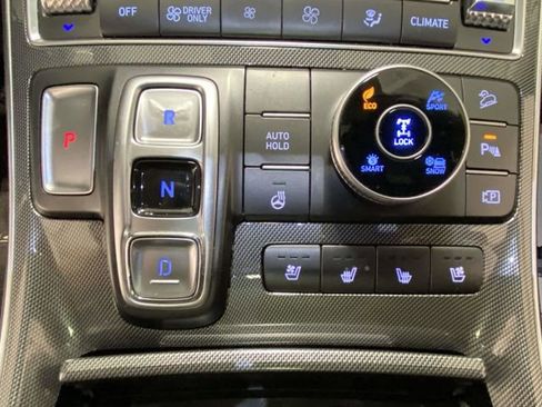 Used 2023 Hyundai Santa Fe Limited image 19