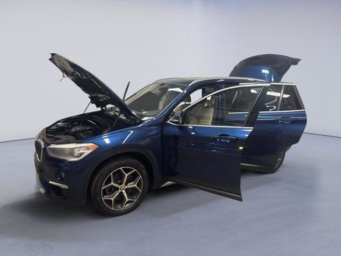 Used 2018 BMW X1 xDrive28i w/ Convenience Package AWD/4WD image 10