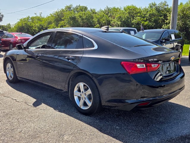 Used 2022 Chevrolet Malibu LS w/ LPO, Convenience Package 2 FWD image 5