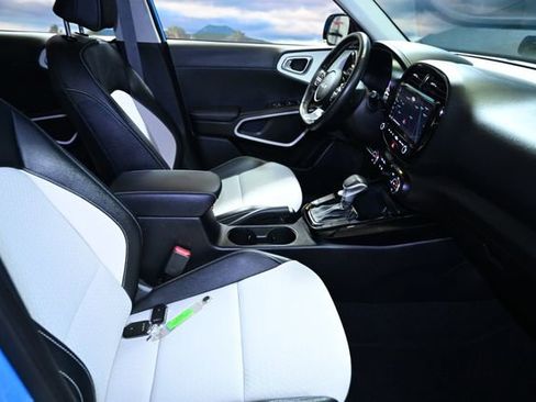 Used 2024 Kia Soul GT-Line image 43