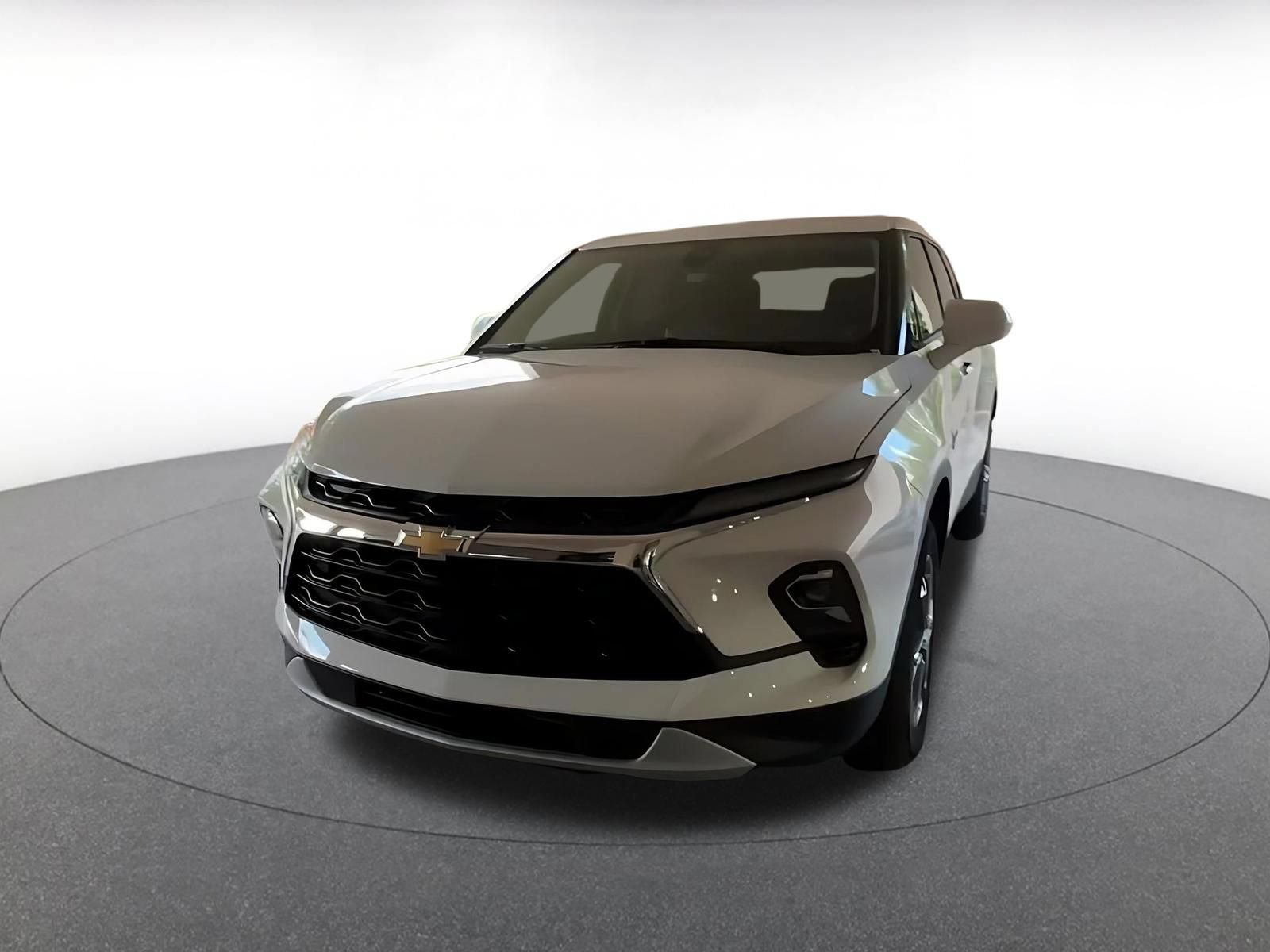 Used 2026 Chevrolet Blazer LT FWD image 6