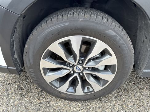 Certified 2023 Subaru Outback Limited image 9