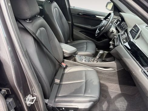 Used 2019 BMW X1 xDrive28i w/ Convenience Package AWD/4WD image 15