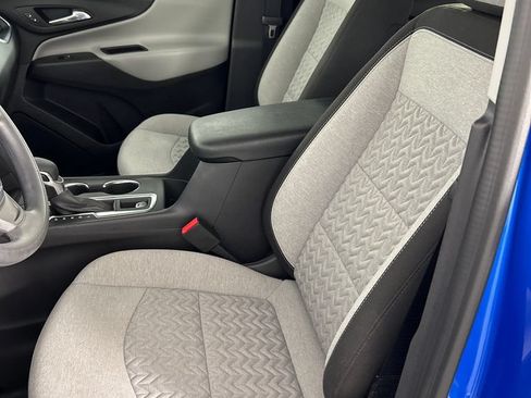 Used 2024 Chevrolet Equinox LS w/ LS Convenience Package FWD image 12