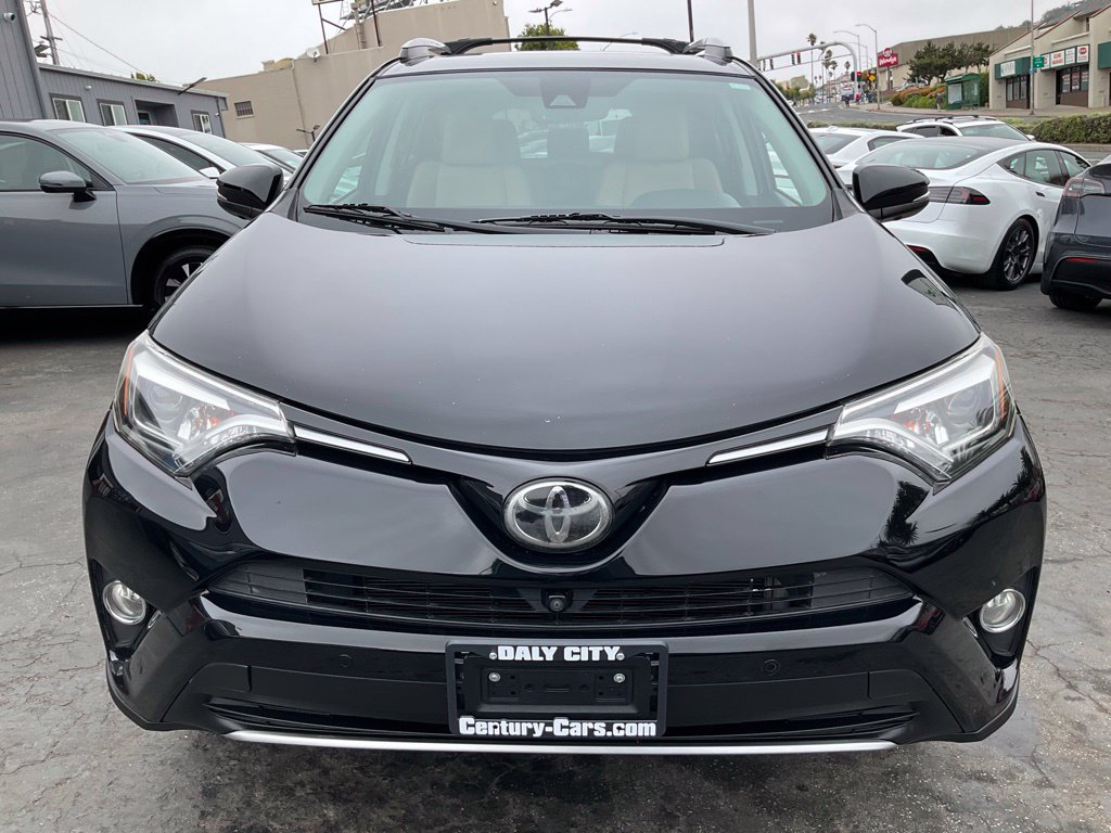 Used 2017 Toyota RAV4 Limited w/ Advanced Technology Package FWD image 2