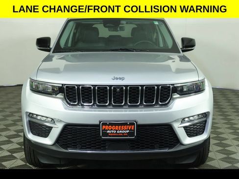 Used 2022 Jeep Grand Cherokee Limited 4xe w/ Luxury Tech Group II AWD/4WD image 12