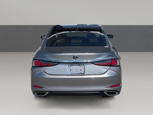 Used 2020 Lexus ES 350 Ultra Luxury w/ Accessory Package 2 FWD image 11
