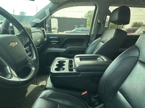 Used 2015 Chevrolet Silverado 2500 LT AWD/4WD image 5