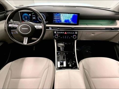 Used 2025 Hyundai Tucson SEL FWD image 18