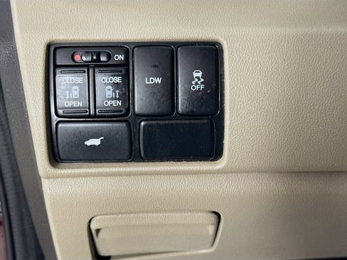 Used 2015 Honda Odyssey EX-L image 11