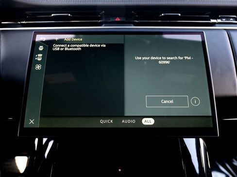 Certified 2025 Land Rover Range Rover Sport image 32